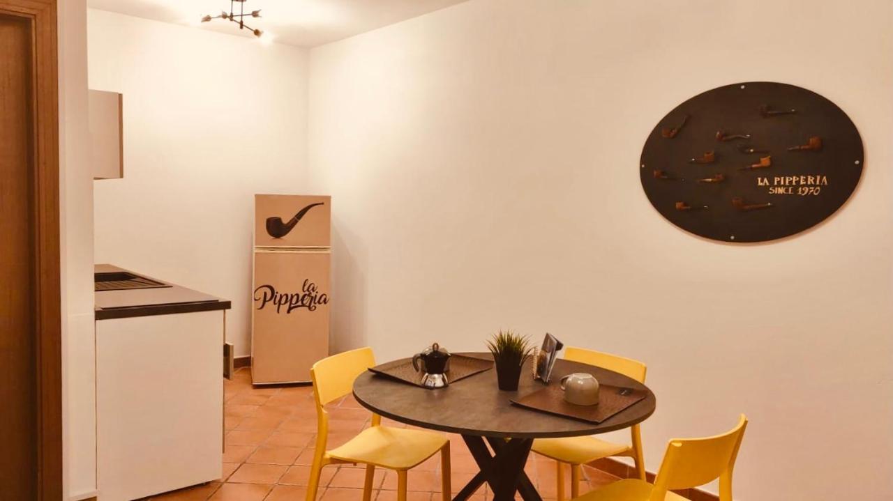 La Pipperia Apartments 아셰아 외부 사진